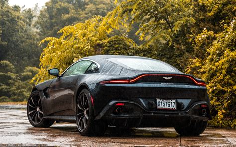 2019 Aston Martin Vantage photos - 2/4 - The Car Guide