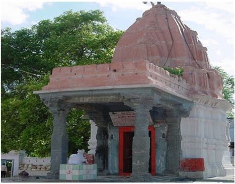 Know Why Harsiddhi Mata Temple in Ujjain is a must-visit shrine ...