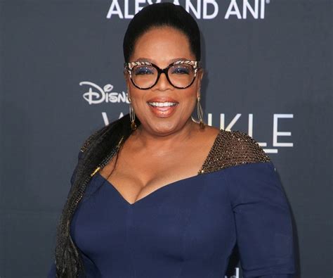 Oprah Winfrey Biography - Facts, Childhood, Family Life & Achievements