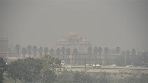 Pollution ‘severe’ in Ghaziabad, PM10 level touches 408 | Latest News ...