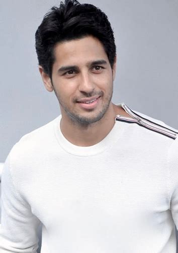 Sidharth Malhotra - Wikipedia