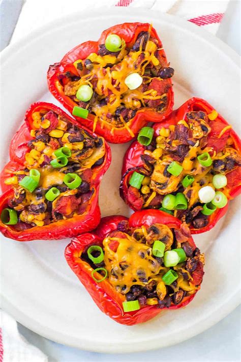 Chili Stuffed Peppers with Black Beans and Mushrooms | The Picky Eater