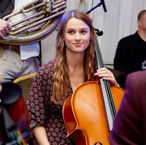 Cello Lessons Nottingham • Rowena Sharps • Cello Teacher