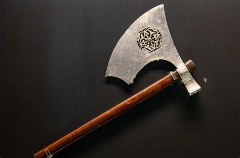 Dane Axes in the Viking Age: Size, Use, and More – Scandinavia Facts