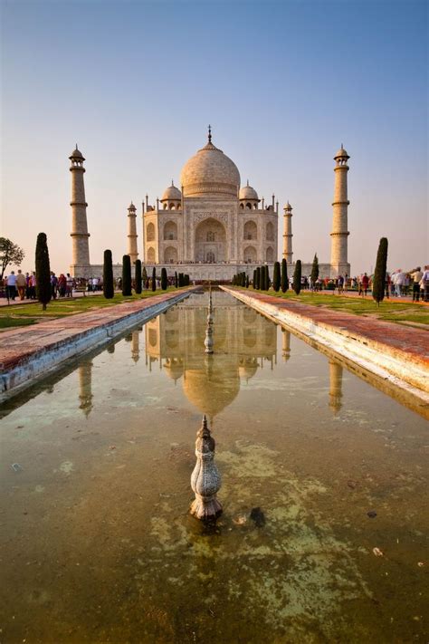 Taj Mahal in the reflecting pool | Taj mahal, Reflecting pool, Pool