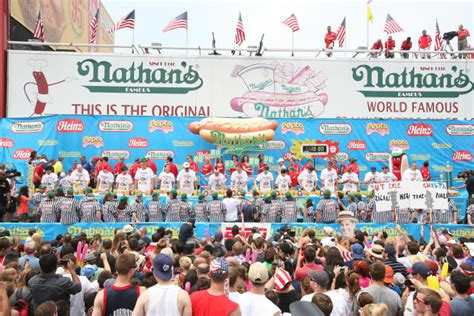 'Glizzy Lizzy' Is Going Viral At The Nathan's Hot Dog Eating Contest - The Spun