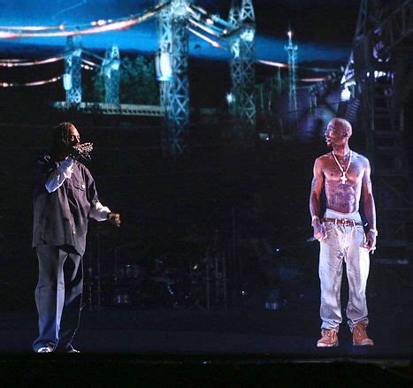 Tupac Hologram "Performs" With Snoop Dogg at Coachella | Hologram video, Tupac, Coachella 2012