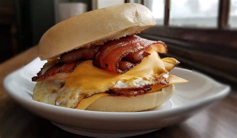 Bacon, Egg and Cheese Bagel Sandwich recipe. (1/2019) | Cheese bagels, Bagel sandwich, Bagel ...