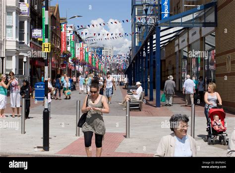 southend high street, essex Stock Photo - Alamy