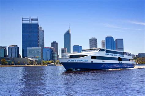 Swan River: Round-Trip Cruise from Perth or Fremantle | GetYourGuide