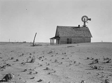 Rare images reveal the Dust Bowl farmers of the Great Depression ...