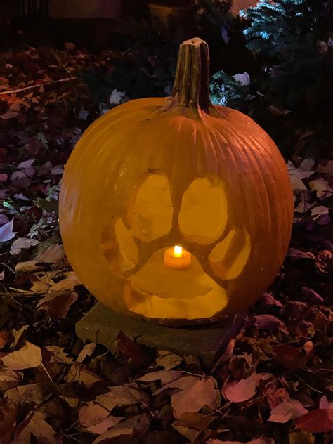 Doggie paw print pumpkin carving by Simpsonsfanatic33 on DeviantArt