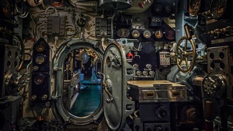 Forward engine room of the USS Drum, a Gato-class submarine at ...