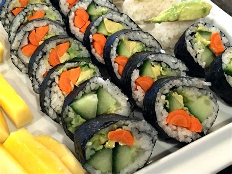 Easy Gluten Free Vegetarian Sushi Rolls