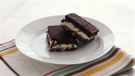 Video: Brownie-Ice Cream Sandwich | Martha Stewart