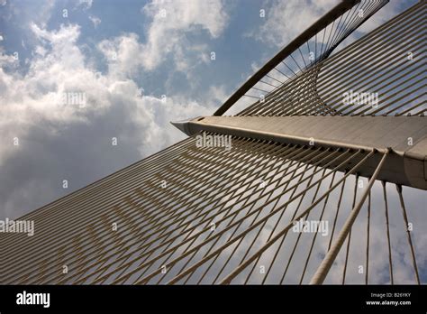 Seri Wawasan Bridge, Putrajaya Malaysia Stock Photo - Alamy