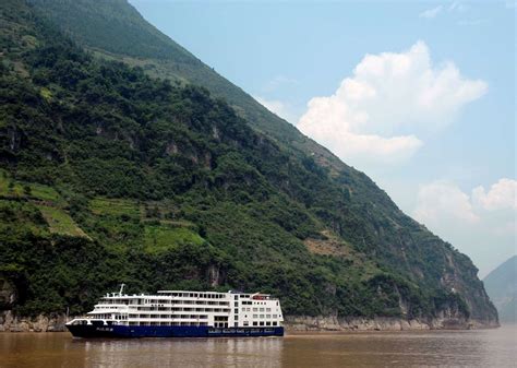 Cruising on the Yangtze River | Audley Travel US