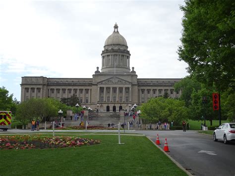 Historic Frankfort, Kentucky - Active Travel Experiences