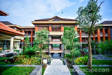 FOOD ESCAPE — [HOTEL] PADMA Resort Ubud, Bali