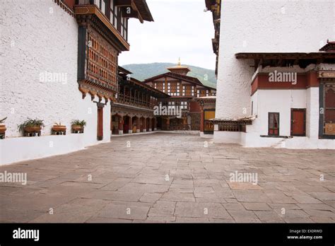 Paro Dzong, an architecture jewel in Bhutan Stock Photo - Alamy