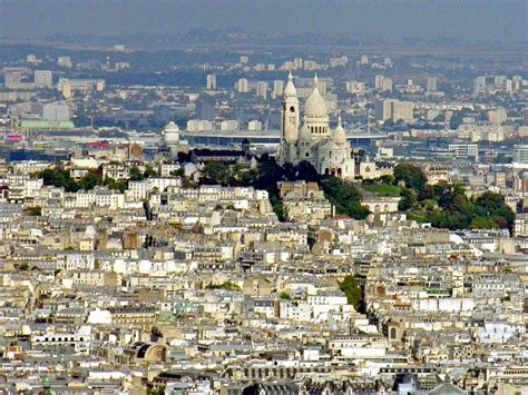 Montmartre, Paris - French Moments