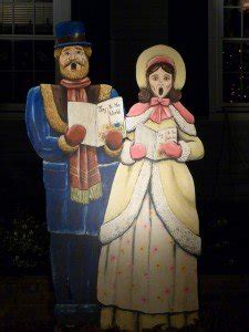 Wooden Carolers - Outdoor Christmas Decoration | Irish American Mom