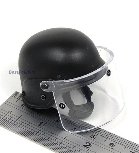 Hot Toys GIGN Assault Team Leader Action Figure 1:6 Scale Black Helmet ...