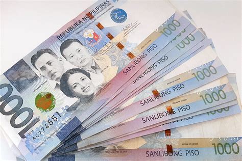 Peso strengthens vs dollar on strong manufacturing data, remittances - BusinessWorld Online