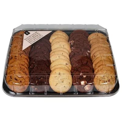 Member's Mark Holiday Cookie Tray, Assorted Flavors, 60 ct. - Sam's Club