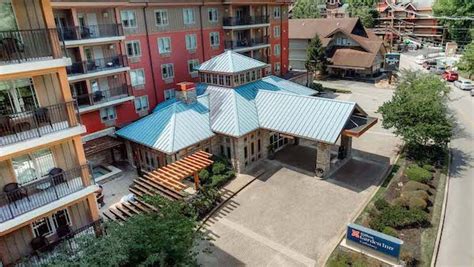 Hilton Garden Inn Gatlinburg, TN Opens its Doors