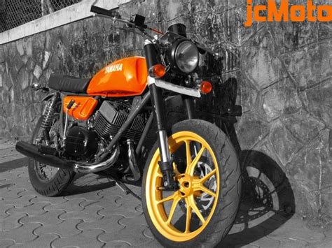 5 Beautifully Modified Yamaha RD350 Motorcycles From India