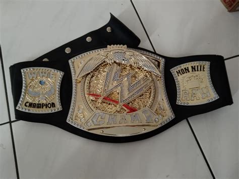 WWE Championship Spinner Belt, Hobbies & Toys, Collectibles ...