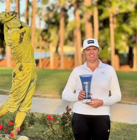 Trans golfer Hailey Davidson wins women's tournament, increasing ...