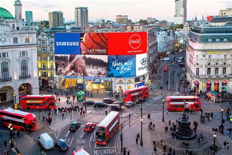 Piccadilly Circus - Guía de Londres para viajeros