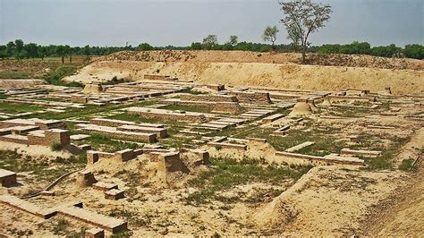 Inside Mohenjo Daro Houses