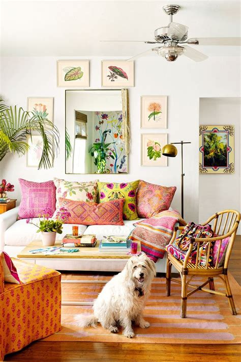 12 Inspiring Boho Living Room Ideas That Are Full of Design Inspo | Bohemian living room decor ...