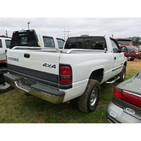 2001 DODGE RAM 1500 LARAMIE SLT 4X4 - J.M. Wood Auction Company, Inc.