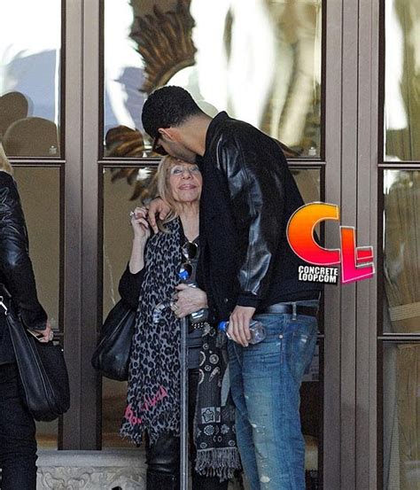 The Diva's Corner: Rapper Drake Spotted with his Mother in Beverly Hills