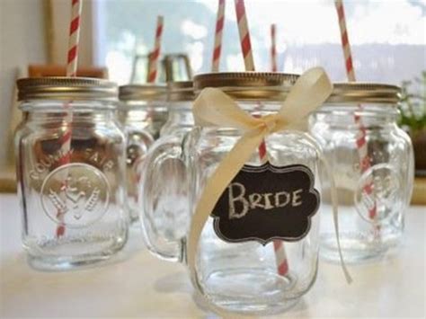 94 Outstanding Craft Projects Using Glass Jars | FeltMagnet