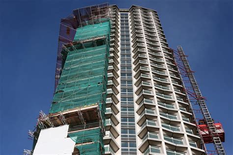 Luxury flats at London's Centre Point removed from estate agents ...