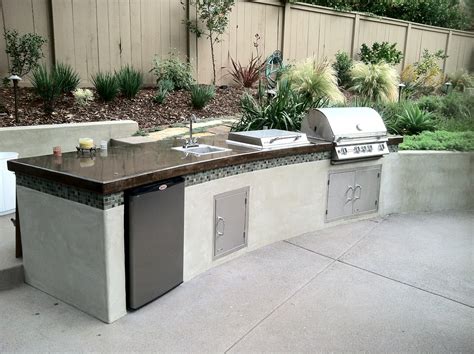 Kate Presents: Modern barbecue island (outdoor kitchen)