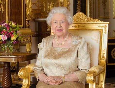 You'll Never Believe What Machine Queen Elizabeth II Had Installed Inside Buckingham Palace