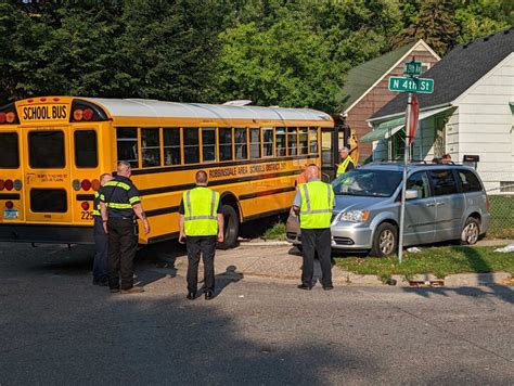 3 injured in crash involving school bus - KSTP.com 5 Eyewitness News