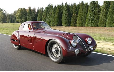 Alfa Romeo 8C 2900 B Le Mans and 33 Stradale, maids of honor at the REB Concours in Rome ...