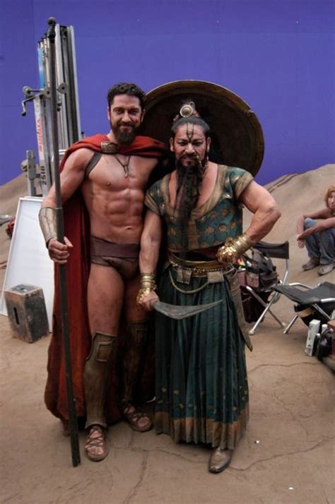 Gerard Butler 300 - Gerard Butler Says Training 6 Hours A Day For Ripped 300 Look Was Ruining ...