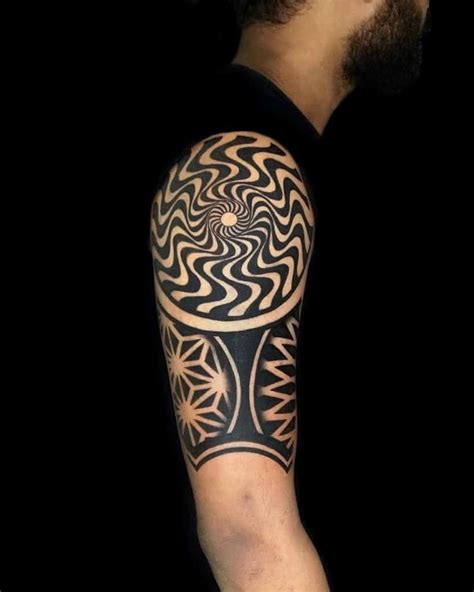 24+ Upper Arm Tattoo Designs For Men