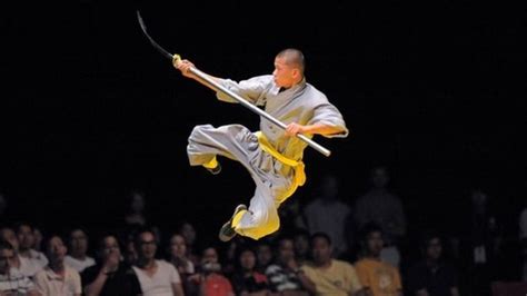 Shaolin Temple: The man behind 'cradle of Kung Fu' - BBC News