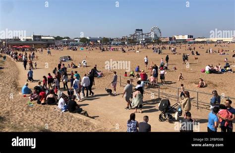 Skegness beach skegness Stock Videos & Footage - HD and 4K Video Clips ...