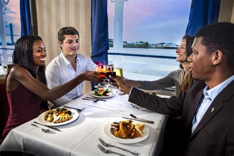 Savannah: Buffet Dinner Cruise with Live Entertainment | GetYourGuide