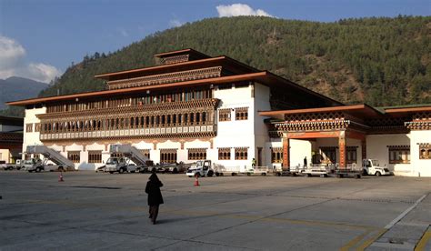 Scenery Review : VQPR - Paro International Airport by Cami De Bellis - Payware Airports and ...